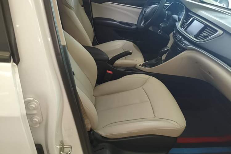 Used Buick GT 2019 15T Dual-Clutch Connected Elite Model China VI Right Front Seat