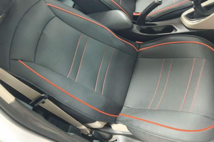 Used Buick GT 2019 15T Manual Elite Version China VI Standard Right Front Seat
