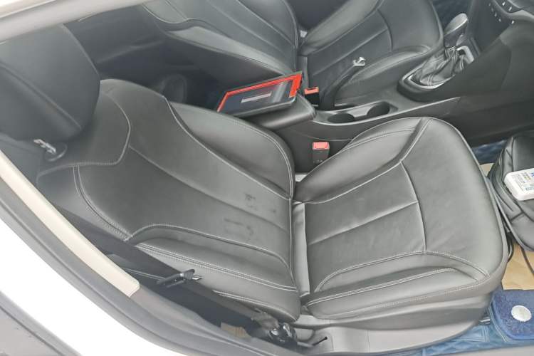 Used Buick GT 2019 18T Automatic Connected Elite Model China VI Standard Right Front Seat