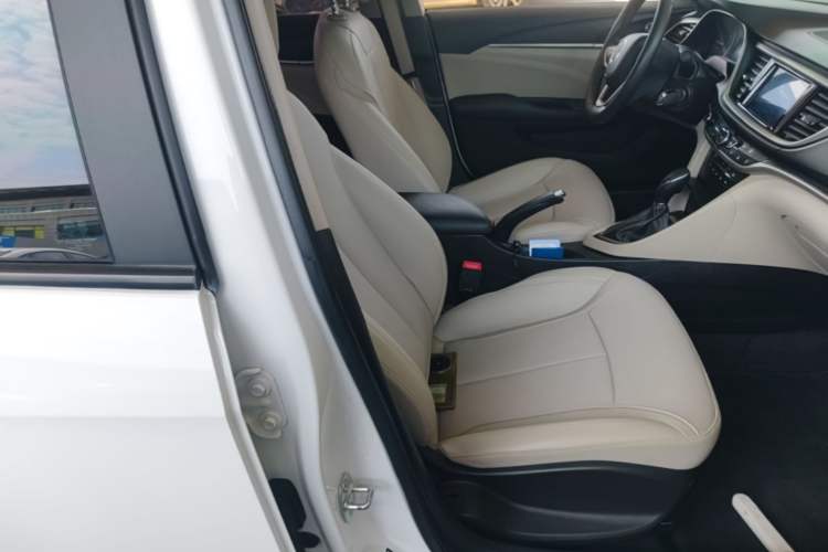 Used Buick GT 2019 15T Dual-Clutch Connected Elite Model China VI Right Front Seat