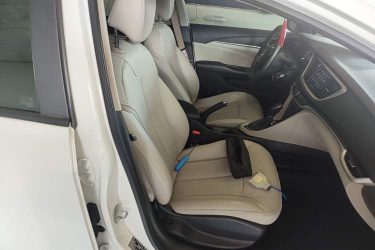 Used Buick GT 2019 15T Dual-Clutch Connected Elite Version China V Standard Right Front Seat