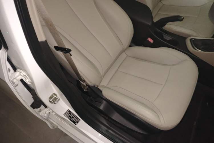 Used Buick GT 2019 15T Dual-Clutch Connected Elite Model China VI Right Front Seat
