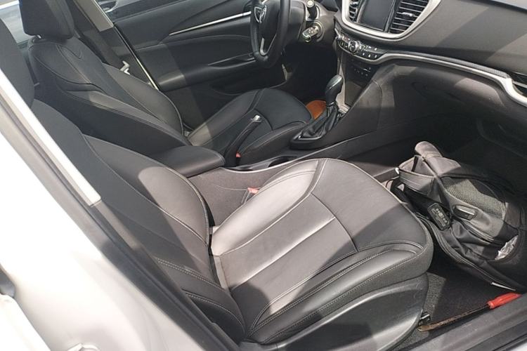 Used Buick GT 2019 18T Automatic Connected Elite Model China VI Standard Right Front Seat