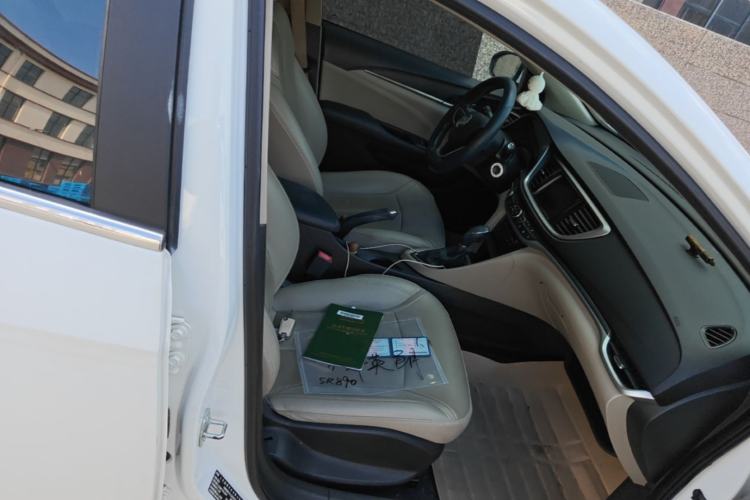 Used Buick GT 2019 15T Dual-Clutch Connected Elite Model China VI Right Front Seat