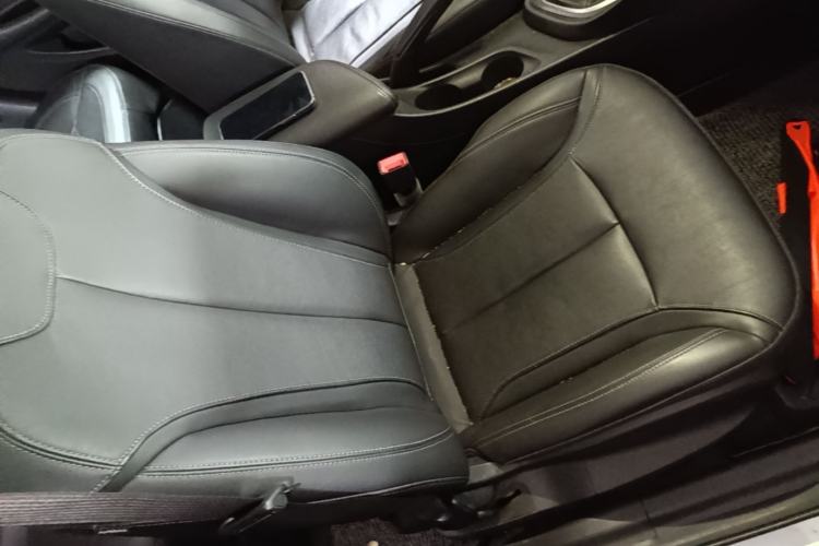 Used Buick GT 2019 18T Automatic Connected Elite Model China VI Standard Right Front Seat
