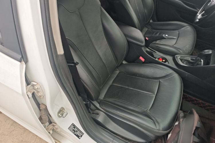 Used Buick GT 2019 18T Automatic Connected Elite Model China VI Standard Right Front Seat