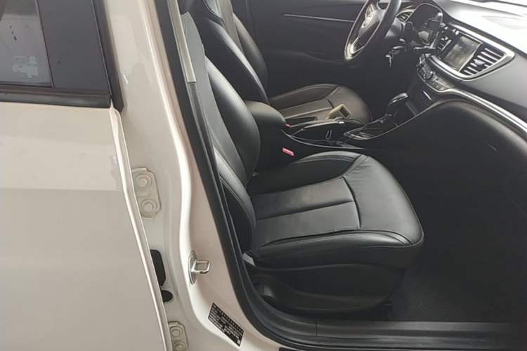 Used Buick GT 2019 18T Automatic Connected Elite Model China VI Standard Right Front Seat