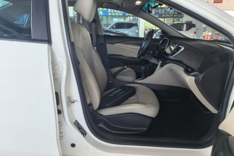 Used Buick GT 2019 15T Manual Elite Version China VI Standard Right Front Seat