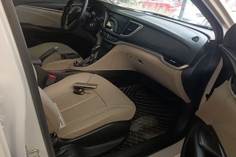 Used Buick GT 2019 15T Dual-Clutch Connected Elite Model China VI Right Front Seat