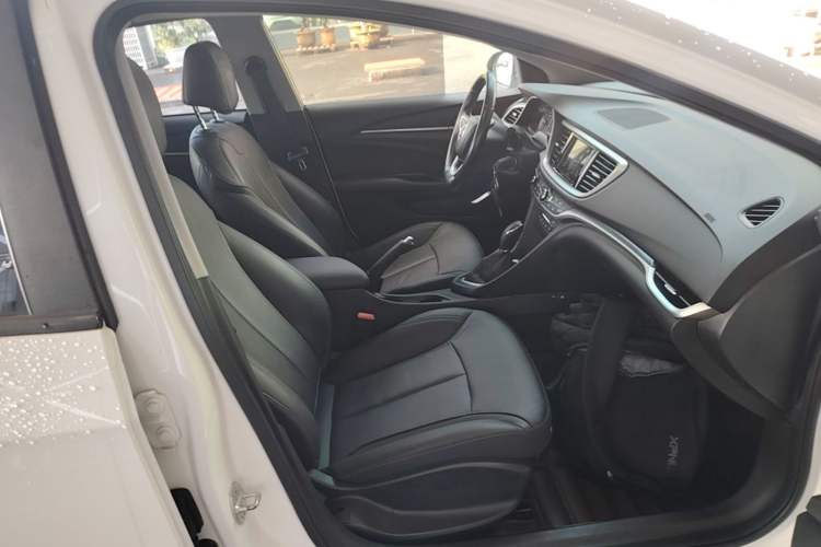 Used Buick GT 2019 18T Automatic Connected Elite Model China VI Standard Right Front Seat