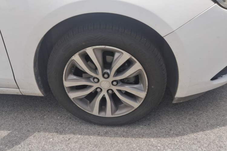Used Buick GT 2019 18T Automatic Connected Elite Model China VI Standard Right Front Wheel Hub