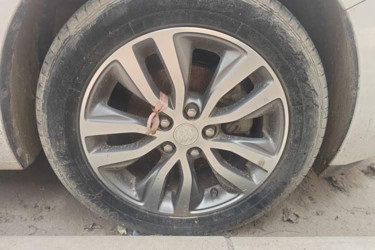 Used Buick GT 2019 18T Automatic Connected Elite Model China VI Standard Right Front Wheel Hub