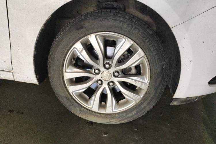 Used Buick GT 2019 15T Dual-Clutch Connected Elite Model China VI Right Front Wheel Hub