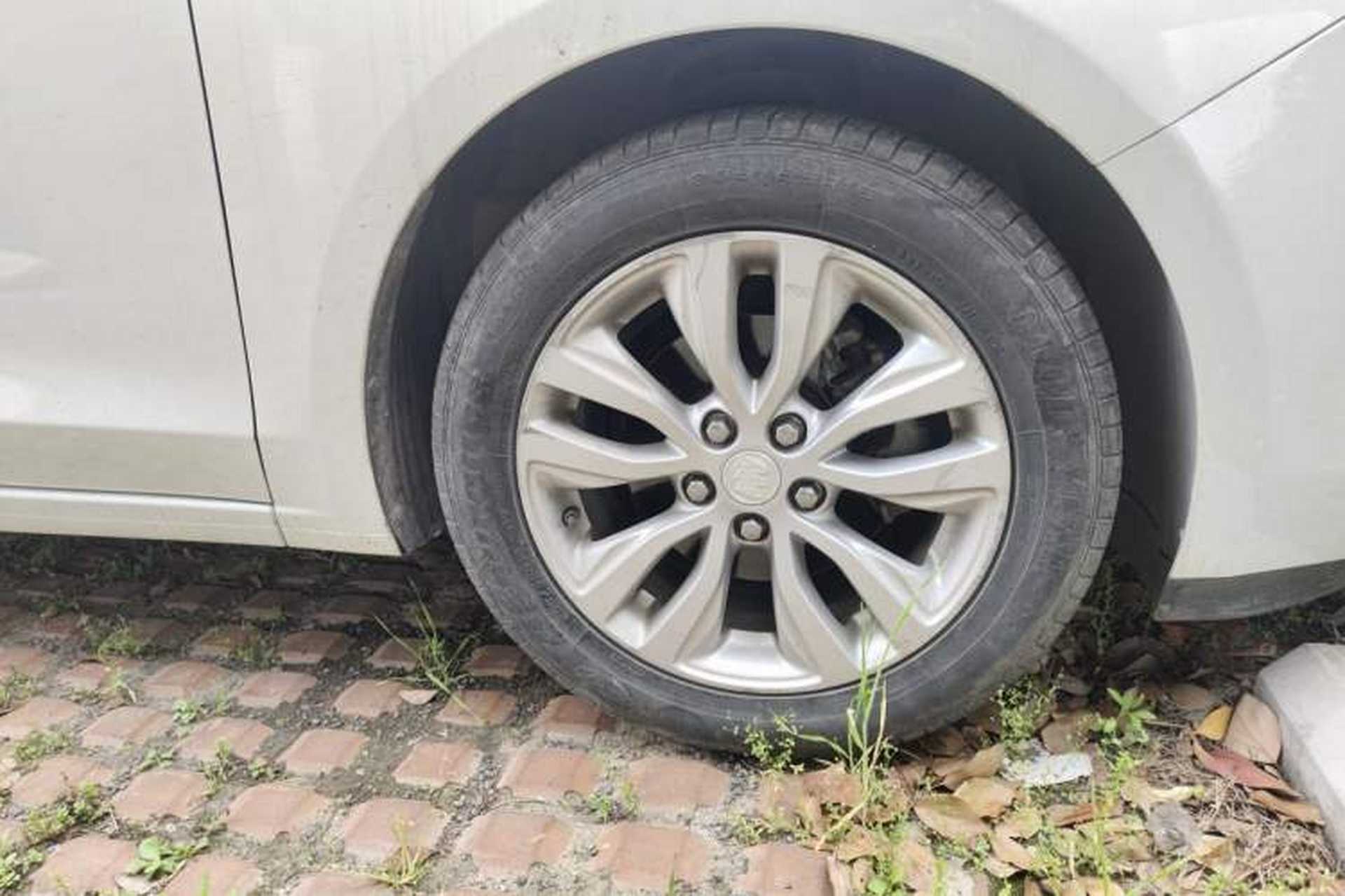 Used Buick GT 2019 15T Dual-Clutch Connected Elite Model China VI Right Front Wheel Hub