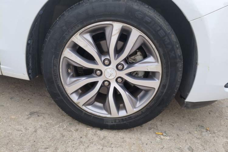 Used Buick GT 2019 18T Automatic Connected Elite Model China VI Standard Right Front Wheel Hub