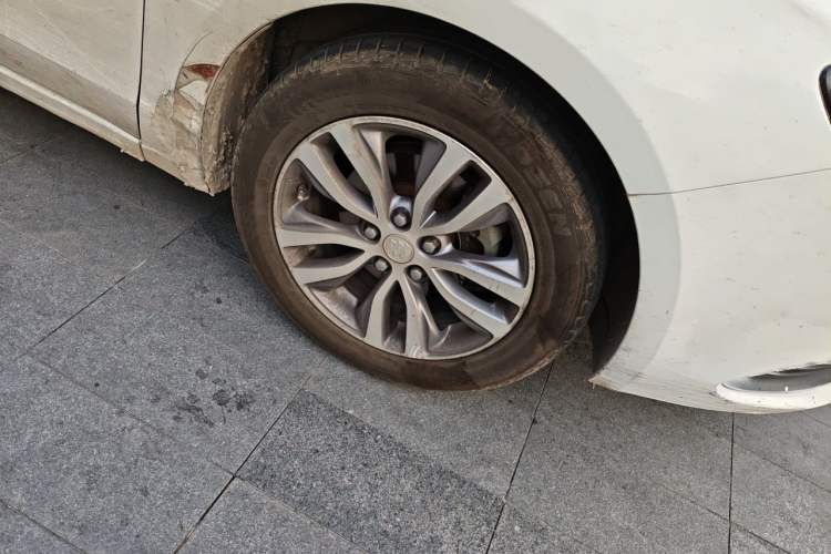 Used Buick GT 2019 18T Automatic Connected Elite Model China V Standard Right Front Wheel Hub