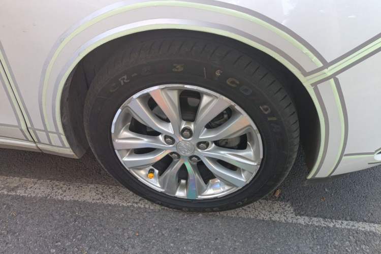 Used Buick GT 2019 15T Dual-Clutch Connected Elite Model China VI Right Front Wheel Hub