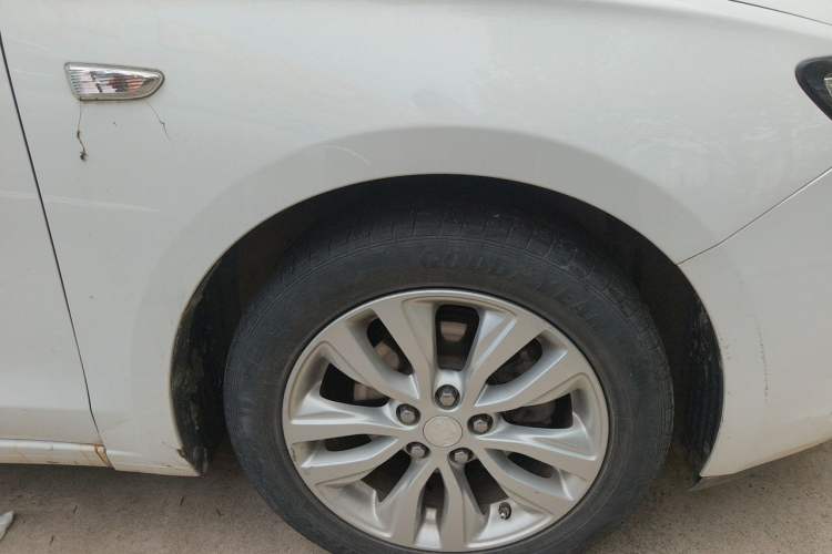 Used Buick GT 2019 15T Dual-Clutch Connected Elite Model China VI Right Front Wheel Hub