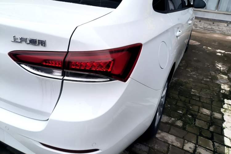 Used Buick GT 2019 15T Dual-Clutch Connected Elite Model China VI Right Rear Taillight