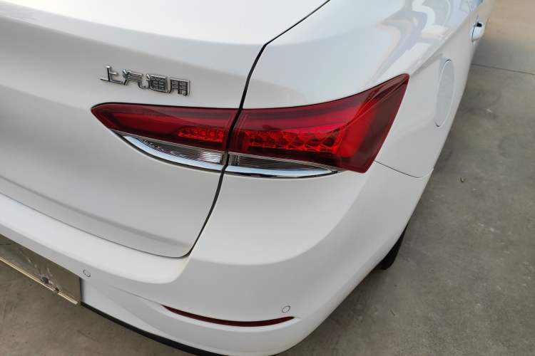 Used Buick GT 2019 18T Automatic Connected Elite Model China VI Standard Right Rear Taillight