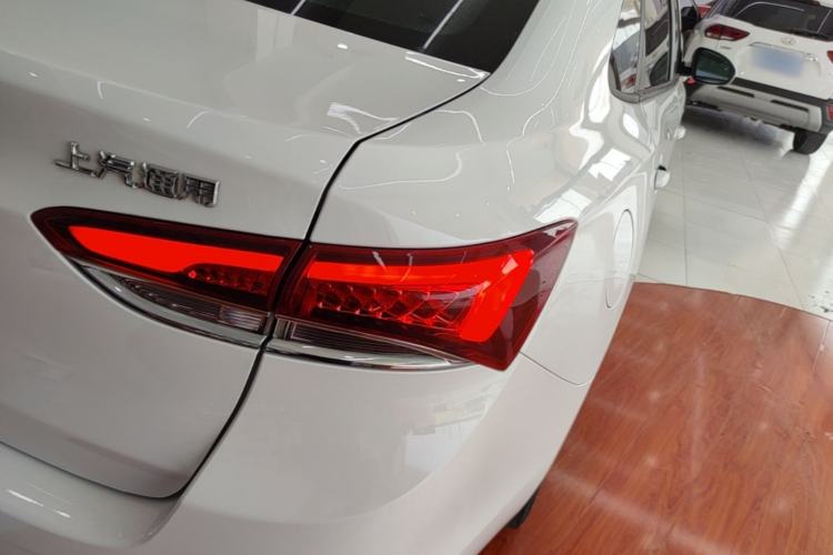 Used Buick GT 2019 18T Automatic Connected Elite Model China VI Standard Right Rear Taillight