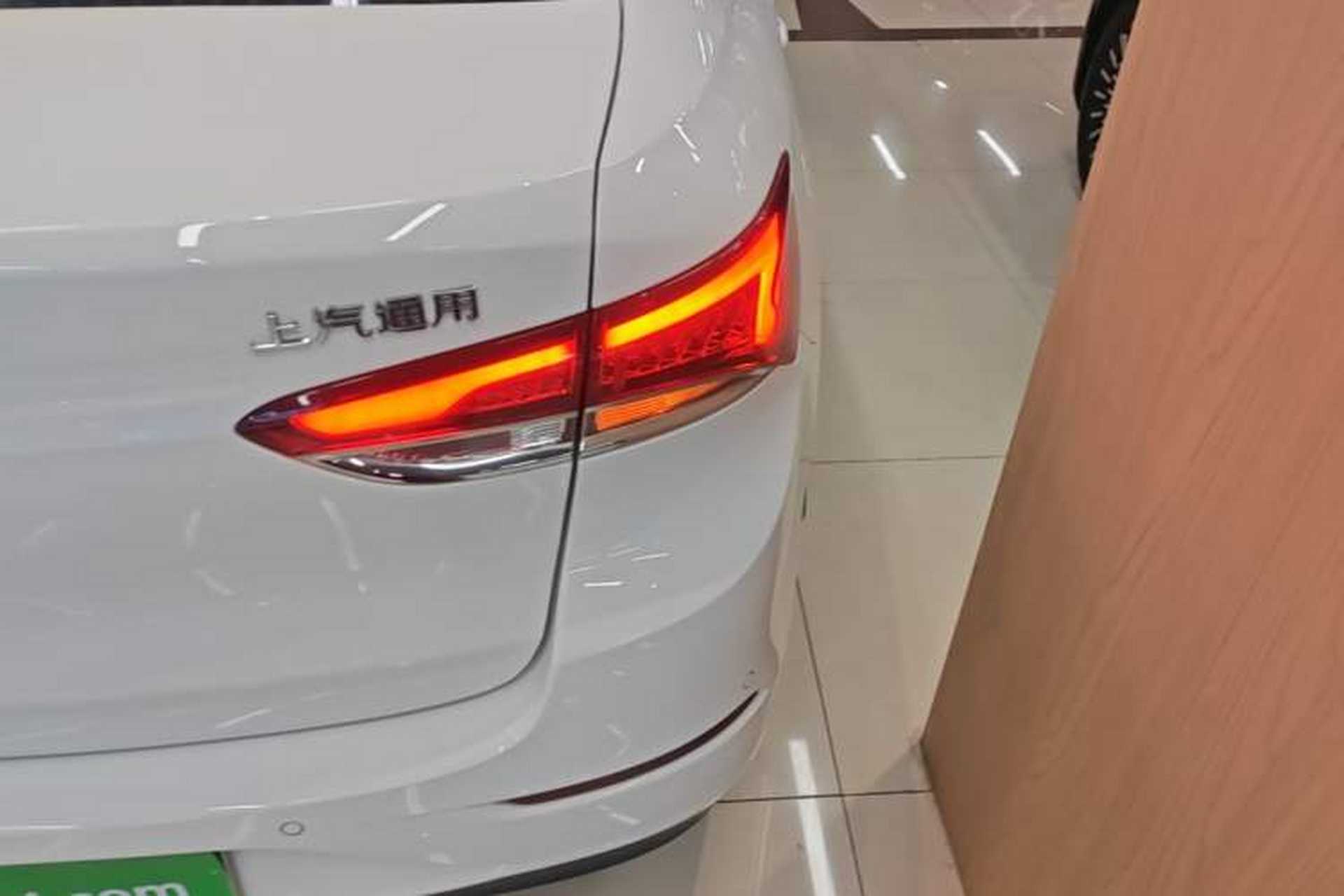 Used Buick GT 2019 18T Automatic Connected Elite Model China VI Standard Right Rear Taillight