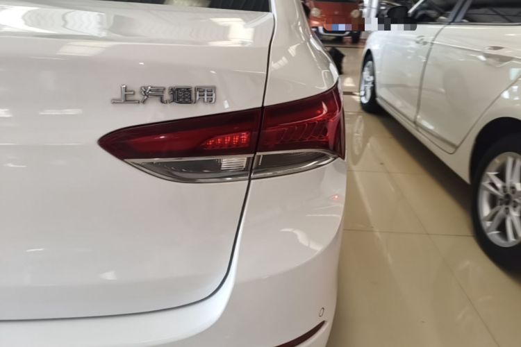 Used Buick GT 2019 15T Dual-Clutch Connected Elite Model China VI Right Rear Taillight