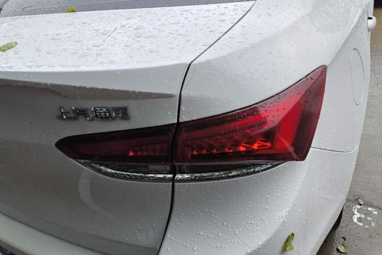 Used Buick GT 2019 18T Automatic Connected Elite Model China VI Standard Right Rear Taillight