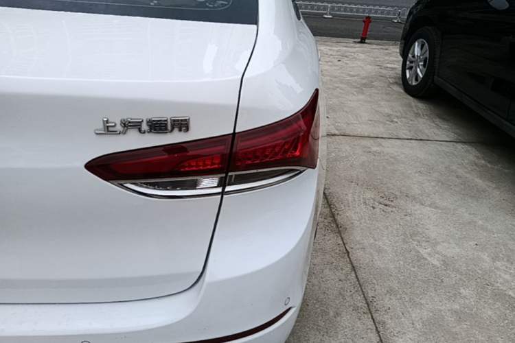 Used Buick GT 2019 18T Automatic Connected Elite Model China VI Standard Right Rear Taillight