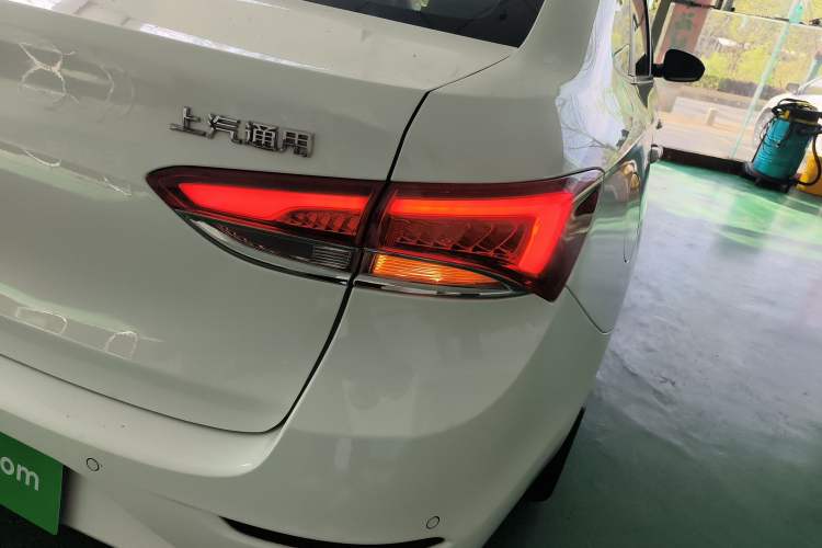 Used Buick GT 2019 18T Automatic Connected Elite Model China V Standard Right Rear Taillight