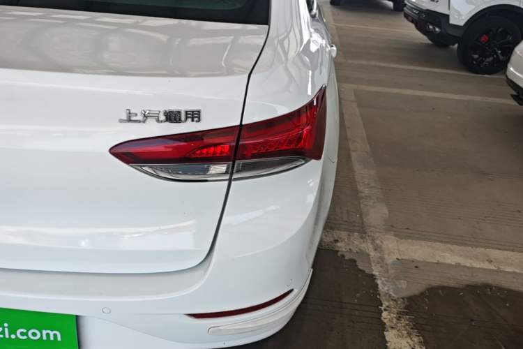 Used Buick GT 2019 18T Automatic Connected Elite Model China VI Standard Right Rear Taillight