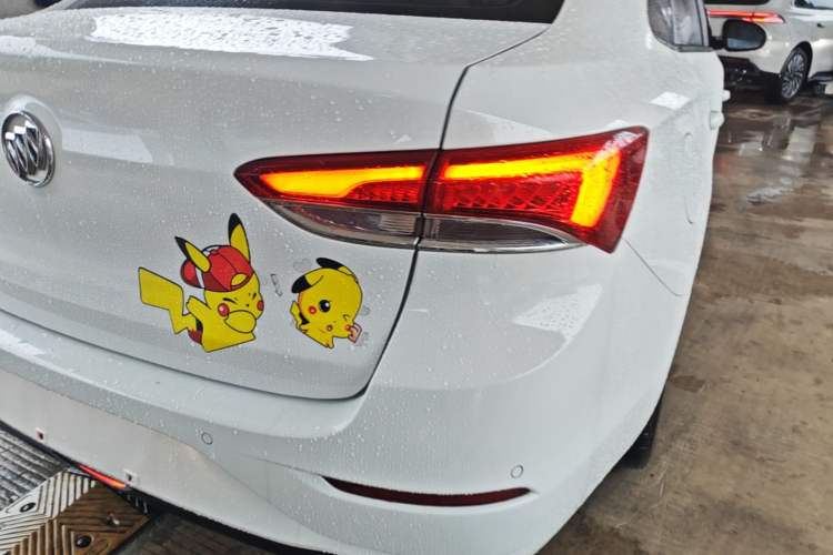 Used Buick GT 2019 15T Dual-Clutch Connected Elite Version China V Standard Right Rear Taillight