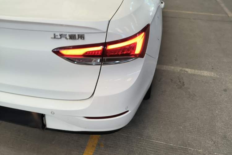 Used Buick GT 2019 18T Automatic Connected Elite Model China VI Standard Right Rear Taillight