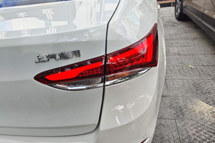 Used Buick GT 2019 15T Dual-Clutch Connected Elite Model China VI Right Rear Taillight