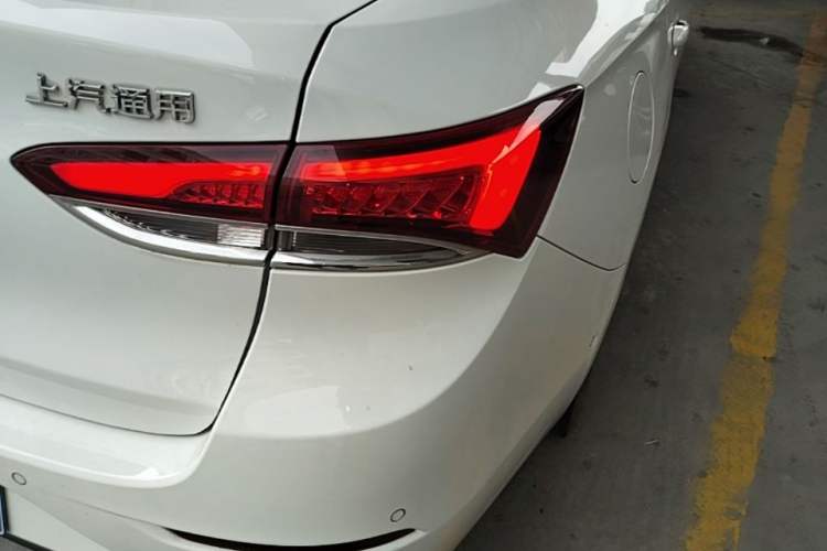 Used Buick GT 2019 18T Automatic Connected Elite Model China V Standard Right Rear Taillight