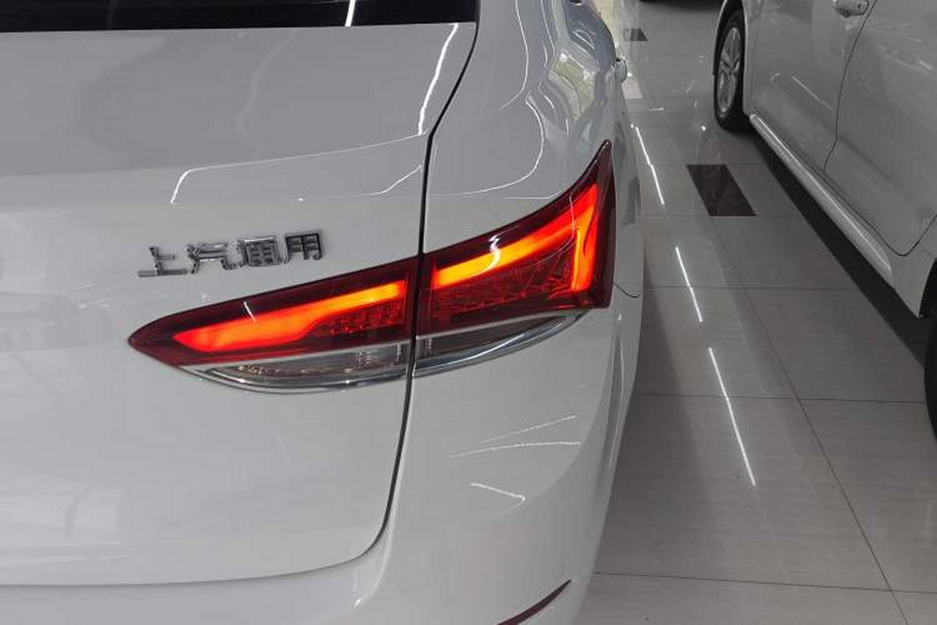 Used Buick GT 2019 15T Dual-Clutch Advanced Version China VI Standard Right Rear Taillight