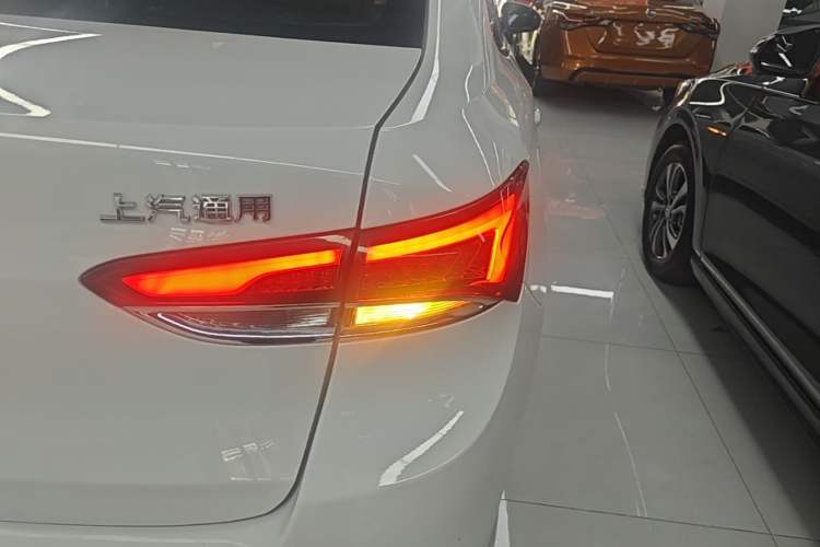 Used Buick GT 2019 18T Automatic Connected Elite Model China V Standard Right Rear Taillight