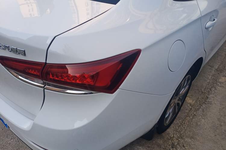 Used Buick GT 2019 18T Automatic Connected Elite Model China V Standard Right Rear Taillight