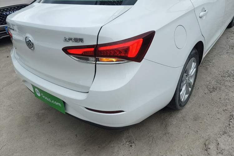 Used Buick GT 2019 15T Dual-Clutch Connected Elite Model China VI Right Rear Taillight