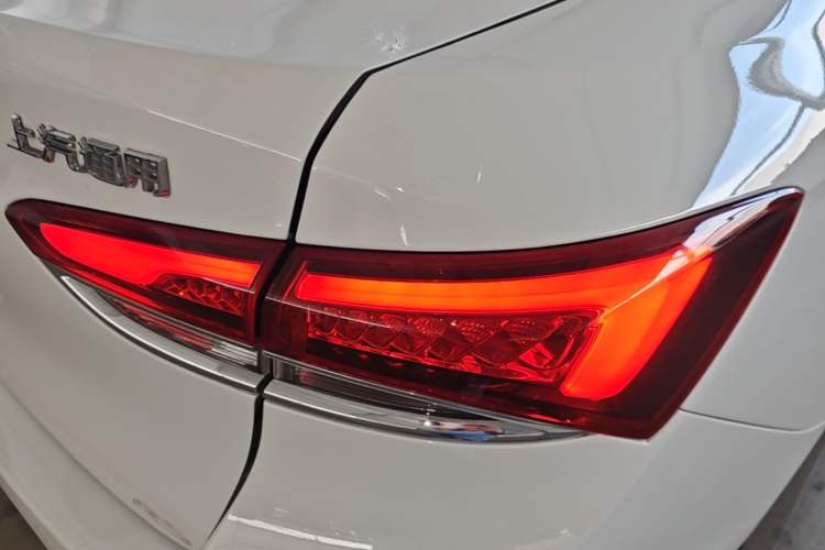 Used Buick GT 2019 18T Automatic Connected Elite Model China VI Standard Right Rear Taillight