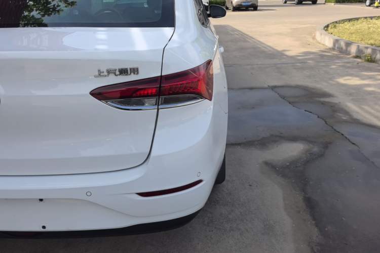 Used Buick GT 2019 18T Automatic Connected Elite Model China VI Standard Right Rear Taillight