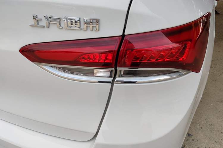 Used Buick GT 2019 18T Automatic Connected Elite Model China V Standard Right Rear Taillight