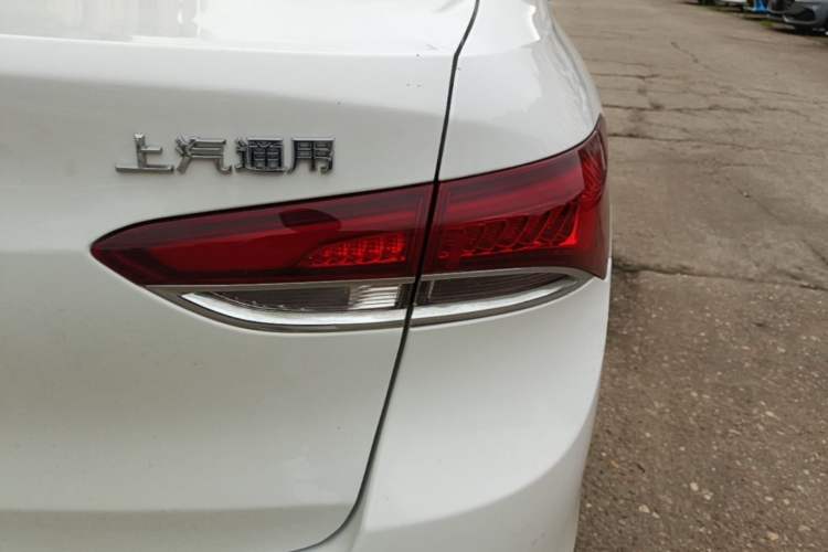 Used Buick GT 2019 18T Automatic Connected Elite Model China VI Standard Right Rear Taillight