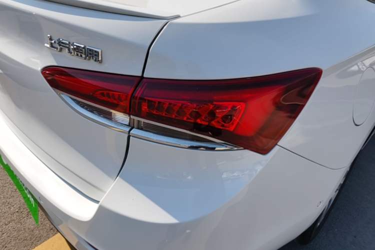 Used Buick GT 2019 18T Automatic Connected Flagship Version China V Standard Right Rear Taillight