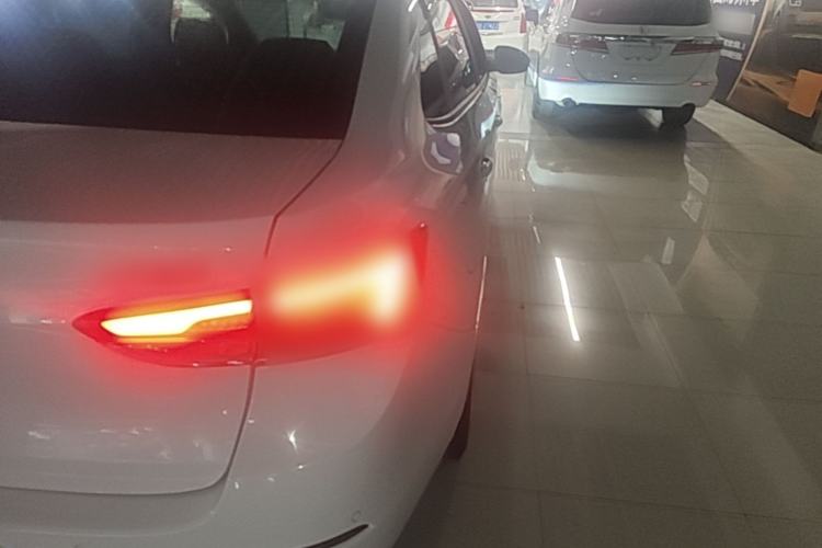 Used Buick GT 2019 18T Automatic Connected Elite Model China VI Standard Right Rear Taillight