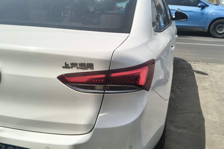 Used Buick GT 2019 15T Dual-Clutch Connected Elite Model China VI Right Rear Taillight