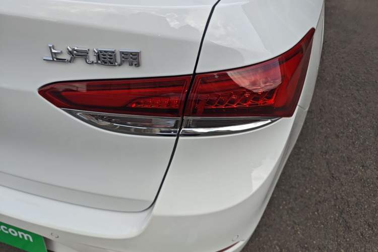 Used Buick GT 2019 18T Automatic Connected Elite Model China VI Standard Right Rear Taillight