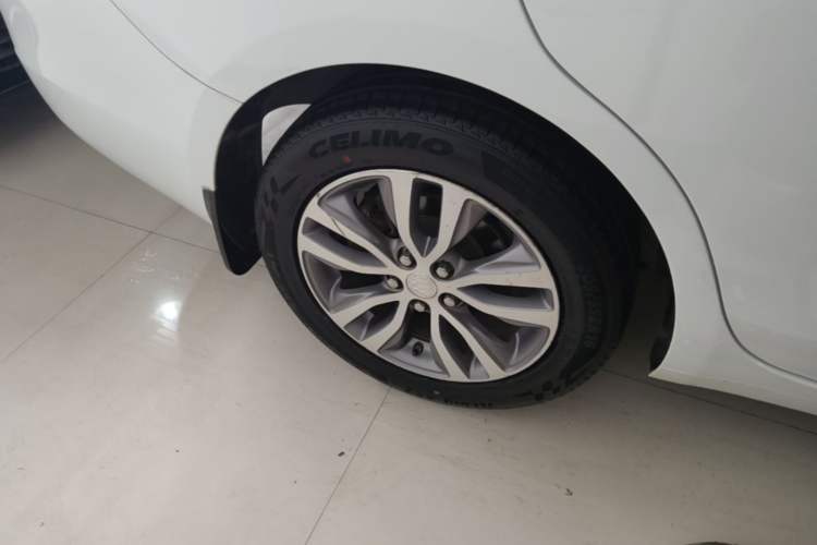 Used Buick GT 2019 18T Automatic Connected Elite Model China VI Standard Right Rear Wheel Hub