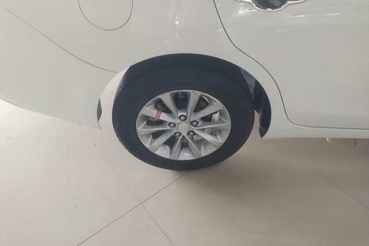 Used Buick GT 2019 15T Dual-Clutch Advanced Version China VI Standard Right Rear Wheel Hub