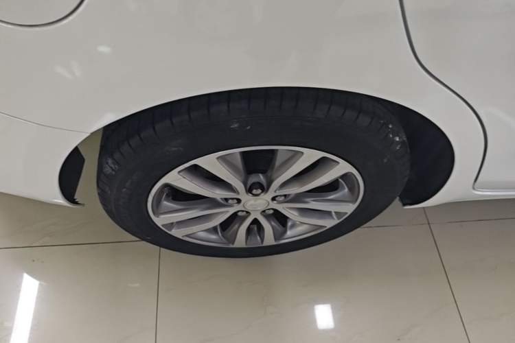 Used Buick GT 2019 18T Automatic Connected Elite Model China VI Standard Right Rear Wheel Hub